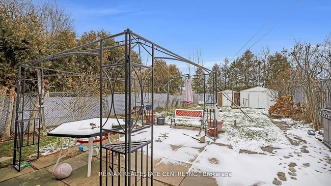 57 Archdekin Dr, House attached with 4 bedrooms, 2 bathrooms and 4 parking in Brampton ON | Image 35