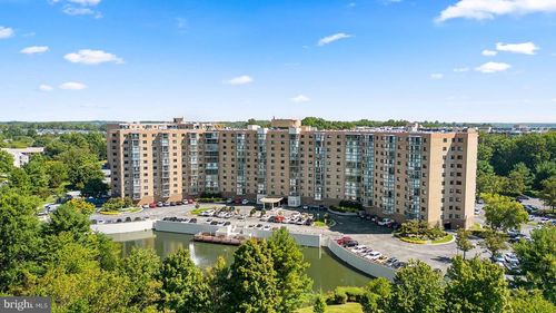 5-1023-3330 N Leisure World Blvd, SILVER SPRING, MD, 20906-5622 | Card Image