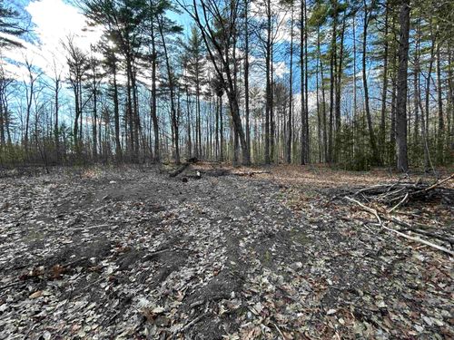 M10 L21-3 Sulphur Hill Road, Hillsborough, NH, 03244 | Card Image