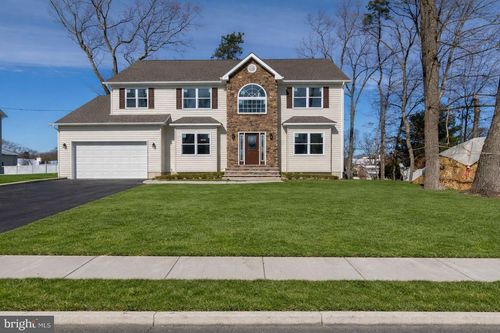 38 Avenue I, Monroe Twp, NJ, 08831-2145 | Card Image