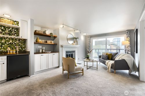 302-1800 Boylston Ave, Seattle, WA, 98122-2279 | Card Image