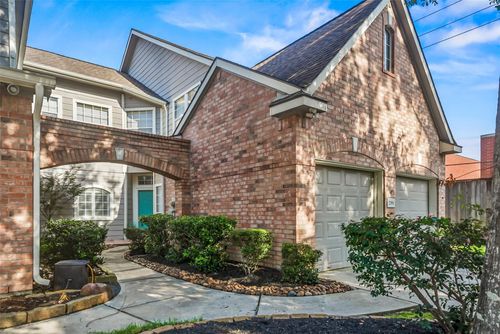 2351 Summit Way Ct, Kingwood, TX, 77339-2957 | Card Image