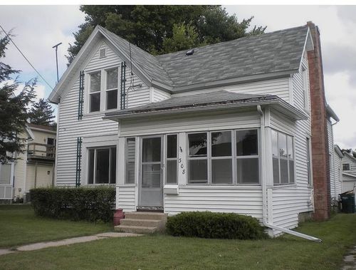 308 Sherman Ave W, Fort Atkinson, WI, 53538-1737 | Card Image
