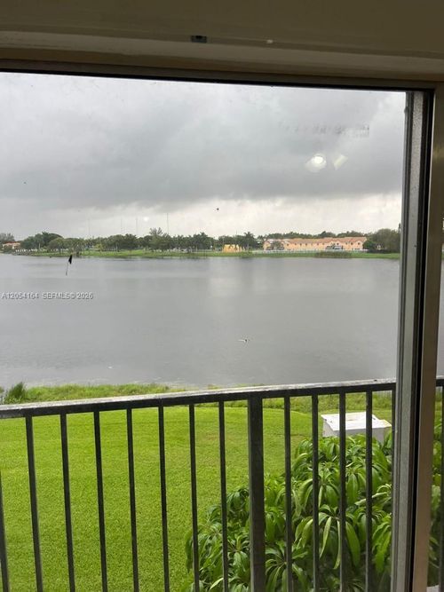 303-8720 N Sherman Cir, Miramar, FL, 33025-2086 | Card Image