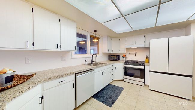 549 Silver Beach Dr, House other with 3 bedrooms, 2 bathrooms and 2 parking in Jerome ID | Image 13