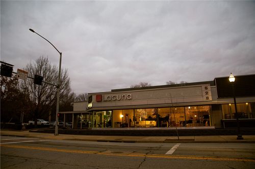 205-620 N College Ave, Fayetteville, AR, 72701-3472 | Card Image