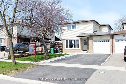 48 Garside Cres, Brampton, ON, L6S1H6 | Card Image