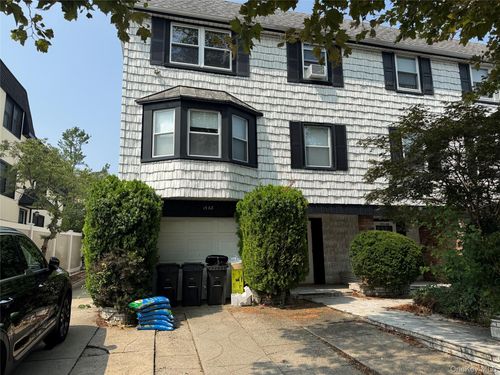 1568 Waters Edge Dr, Bayside, NY, 11360-1232 | Card Image