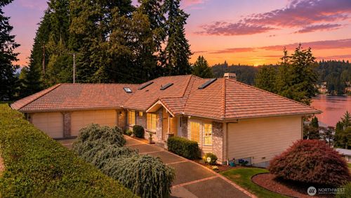 6074 Osprey Circle, Bremerton, WA, 98312 | Card Image