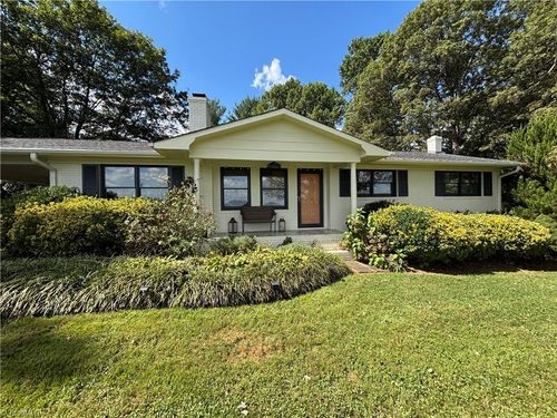 419 Reece Rd, Dobson, NC, 27017-8279 | Card Image