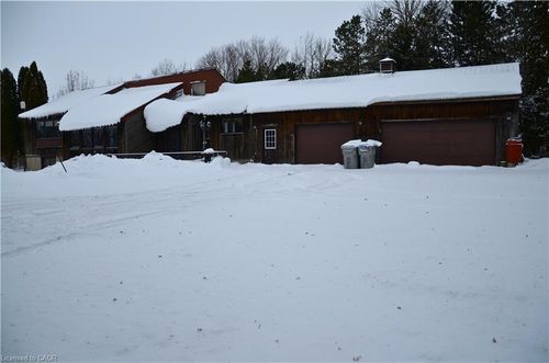 1045 Tremaine Ave S, Listowel, ON, N4W3G9 | Card Image