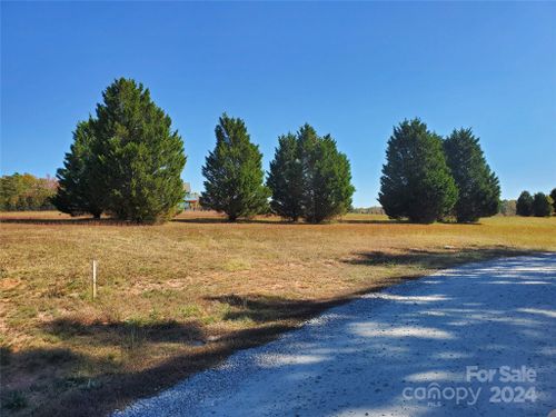 551 Bascule Ridge Ln, Campobello, SC, 29322-8449 | Card Image