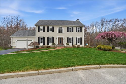 52 Hummingbird Lane, Cranston, RI, 02921 | Card Image
