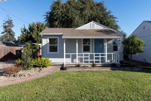 466 Lupine Way, Hayward Acres, CA, 94541-4832 | Card Image