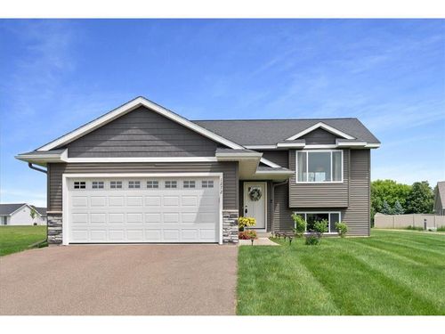 1272 Pheasant Run, New Richmond, WI, 54017-4503 | Card Image