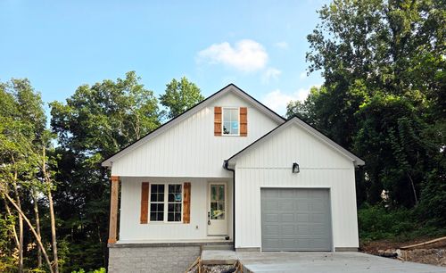 75 Fox Rdg, Mcminnville, TN, 37110-5352 | Card Image