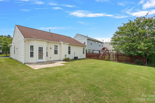 9814 Forest Run Ln, House other with 3 bedrooms, 2 bathrooms and null parking in Charlotte NC | Image 23