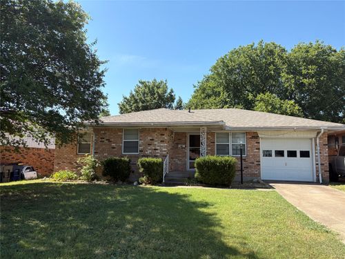 588 Rea Ave, Lancaster, TX, 75146-1562 | Card Image