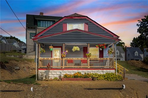 2108 Woodmont Ave, Arnold, PA, 15068-2135 | Card Image