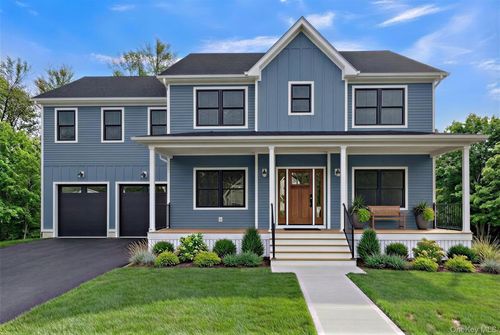 58 Wildwood Dr, Rock Tavern, NY, 12575-5016 | Card Image