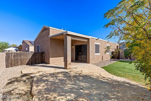 7060 S Red Maids Dr, Tucson, AZ, 85756-5123 | Card Image