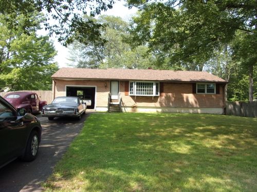 22 Jasmine Ln, Wolcott, CT, 06716-2210 | Card Image