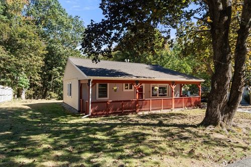 18 Edgewood, Dr, Holden, MA, 01520 | Card Image
