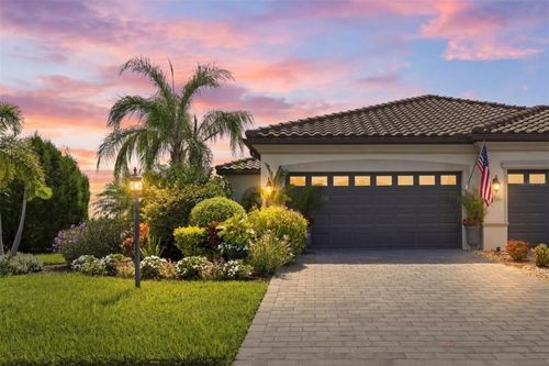 16120 Sunny Day Dr, LAKEWOOD RANCH, FL, 34211-1430 | Card Image