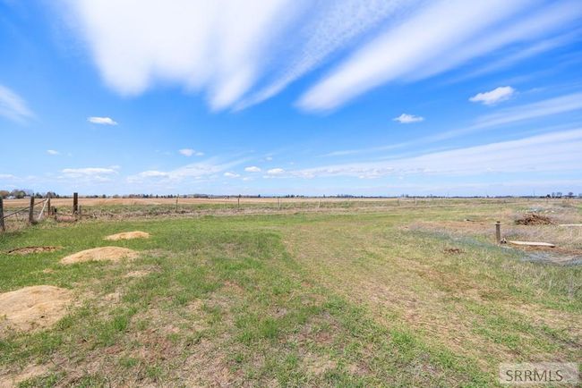 9891 N 5 Th E, House other with 4 bedrooms, 2 bathrooms and 2 parking in Idaho Falls ID | Image 15