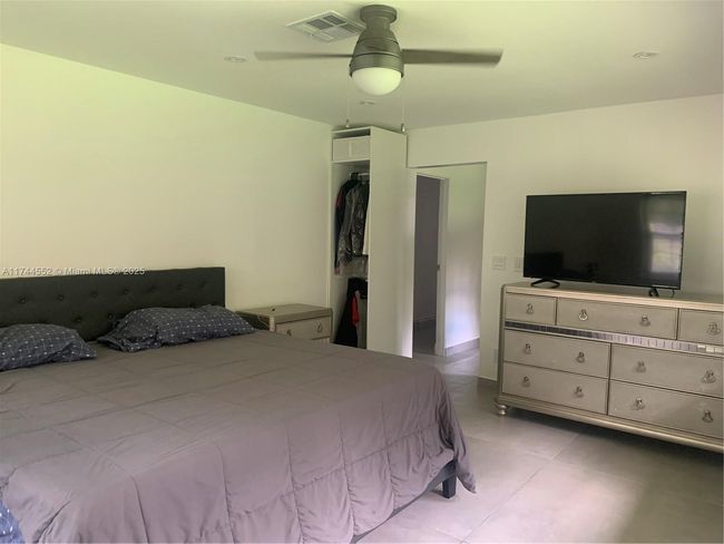 4851 Sw 106 Th Ave, House other with 3 bedrooms, 2 bathrooms and null parking in Davie FL | Image 47
