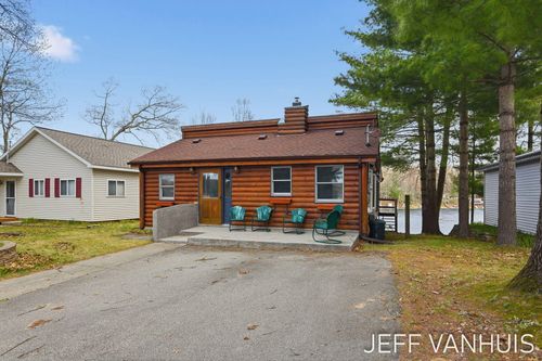 10150 S Lakeside Ridge Road, Baldwin, MI, 49304 | Card Image