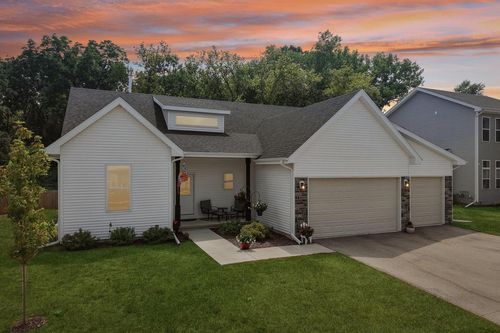 223 Cherry St, EDGERTON, WI, 53534-1305 | Card Image