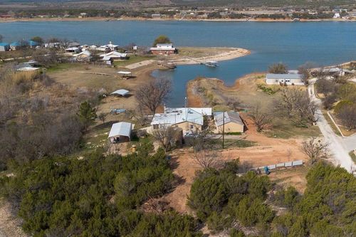 365 County Road 252, Sweetwater, TX, 79556-8327 | Card Image