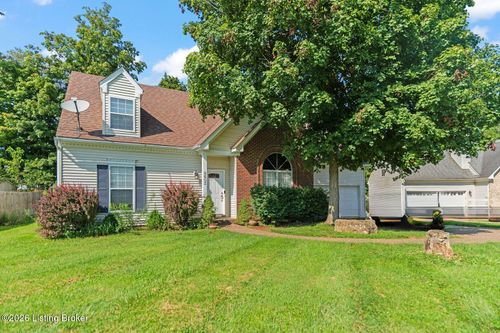 8603 Raintree Cir, Pewee Valley, KY, 40056-9070 | Card Image