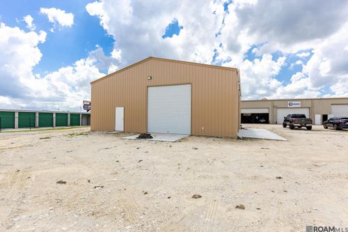 17886 Airline Hwy, Prairieville, LA, 70769 | Card Image