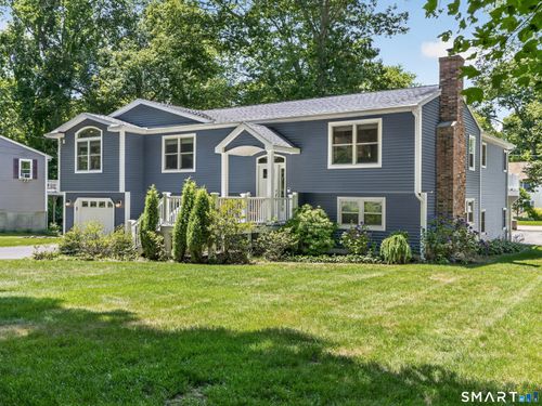 76 Laurelwood Dr, Niantic, CT, 06357-2015 | Card Image