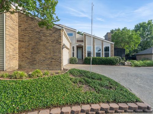 2812 Prescott Dr, Carrollton, TX, 75006-4814 | Card Image