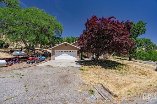 22381 William Tell Trl, Tehachapi, CA, 93561-7710 | Card Image