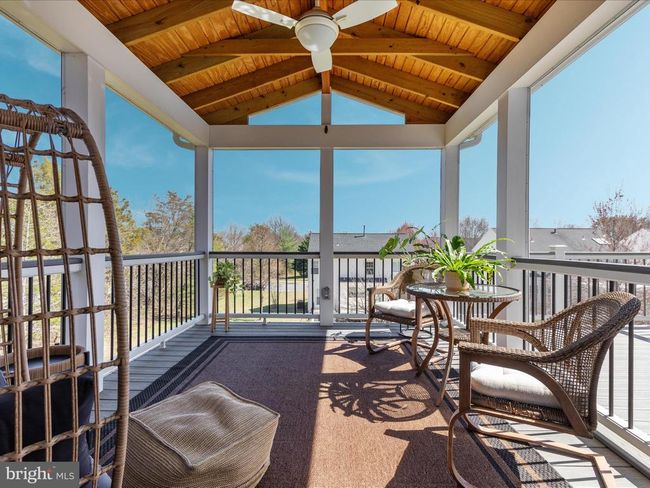 20270 Glenrobin Ter, Townhouse with 4 bedrooms, 4 bathrooms and null parking in ASHBURN VA | Image 16