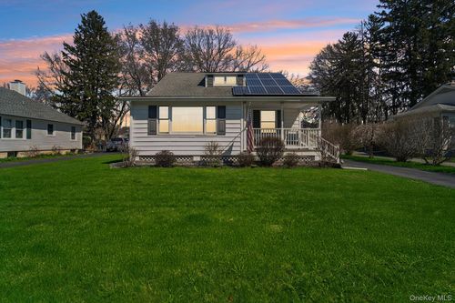 15 Rose Pl, Central Valley, NY, 10917-3617 | Card Image