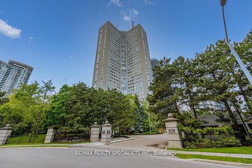 2301-3650 Kaneff Cres, Mississauga, ON, L5A4A1 | Card Image