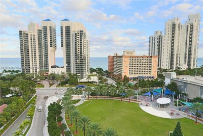 1419 - 19370 Collins Ave, Condo with 1 bedrooms, 1 bathrooms and null parking in Sunny Isles Beach FL | Image 1