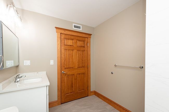 2 - 44 Maple St, Condo with 1 bedrooms, 1 bathrooms and null parking in Danvers MA | Image 21