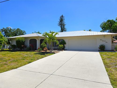 492 E Shade Dr, Venice, FL, 34293-1131 | Card Image