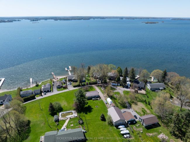 9 Grays Lane, House other with 5 bedrooms, 2 bathrooms and 2 parking in Gananoque ON | Image 45