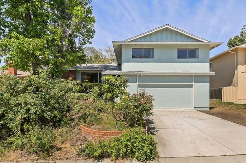 5490 Aztec Dr, La Mesa, CA, 91942-2111 | Card Image