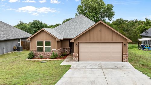 2615 San Gabriel Dr, Granbury, TX, 76048-6478 | Card Image