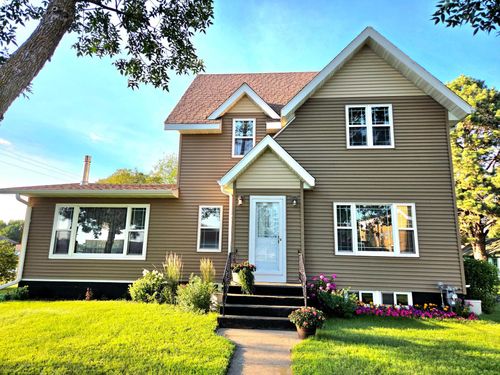 306 Lincoln Ave Nw, Twin Valley, MN, 56584-4001 | Card Image