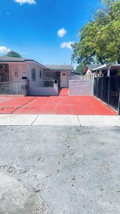 4787-4785 Nw 2nd St, Miami, FL, 33126-5266 | Card Image