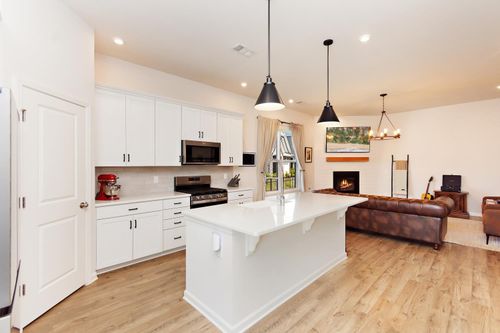 21 Cinnamon Ct, Mount Juliet, TN, 37122-2449 | Card Image